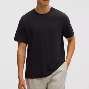lululemon athletica Black Short Sleeve Tee